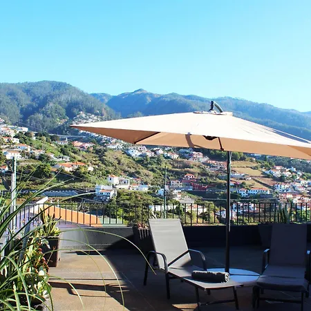 Semesterbostad Madeira Spacious Funchal (Madeira)